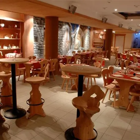 Aparthotel Residence Odalys L'Oree Des Pistes 3*